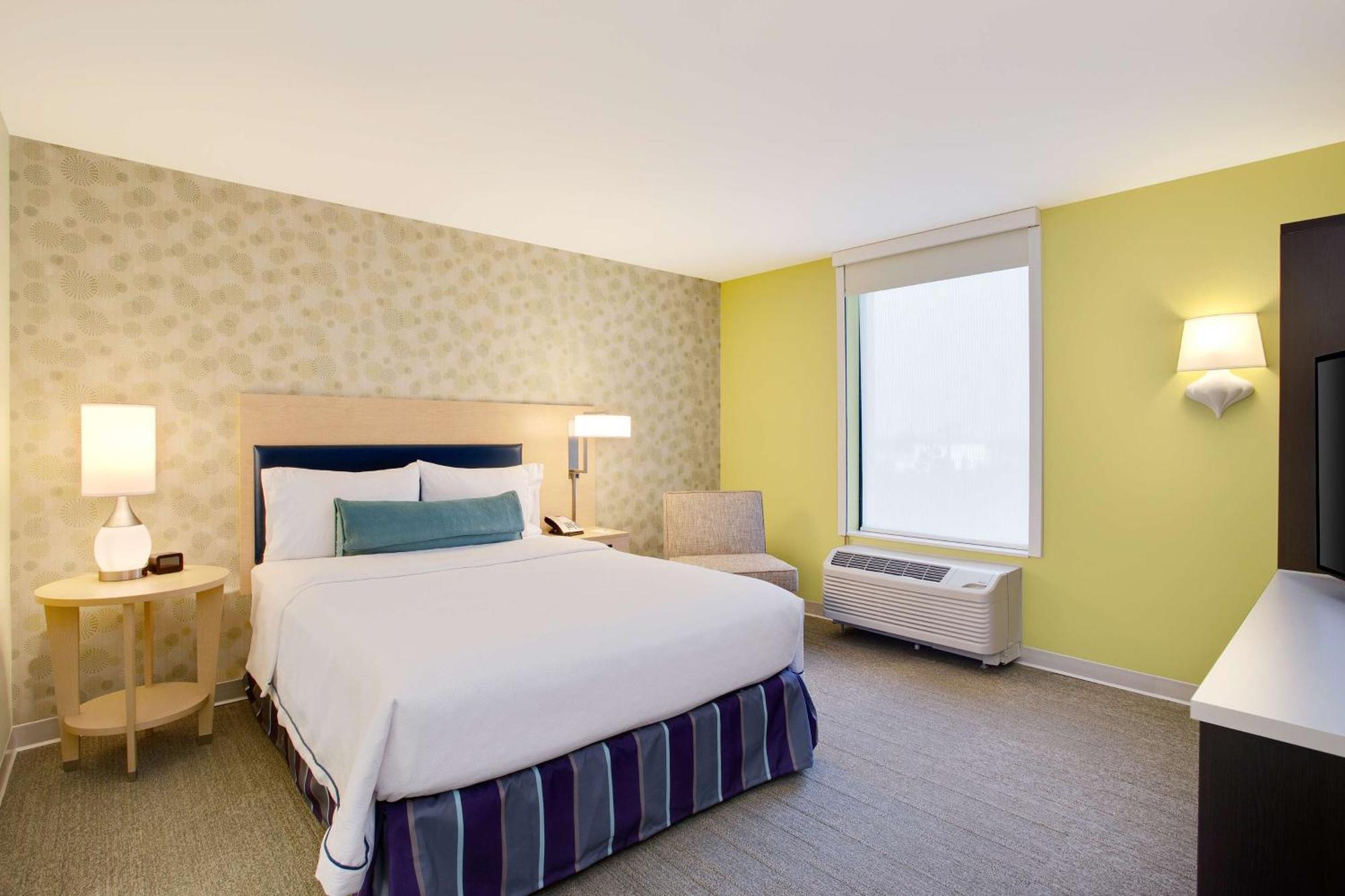 Home2 By Hilton Chicago Hotel Schaumburg
